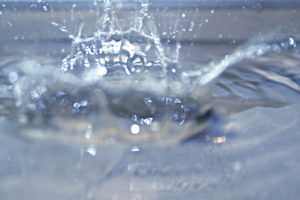 water splash from frozen burst home pipe