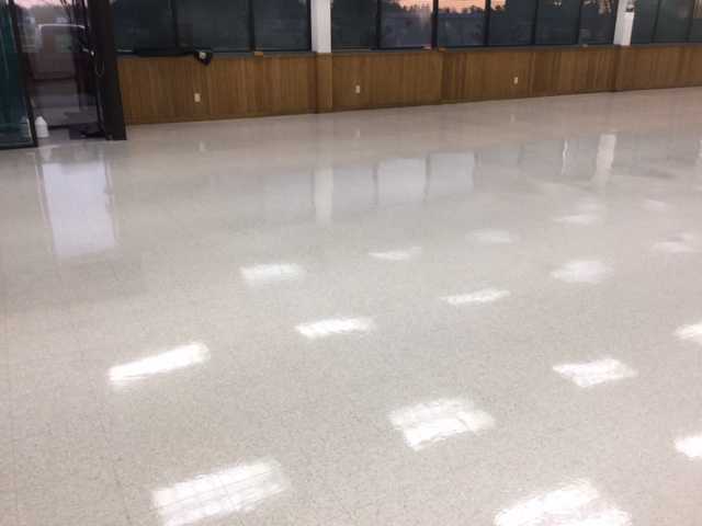 shiny VCT floors after a VCT floor cleaning